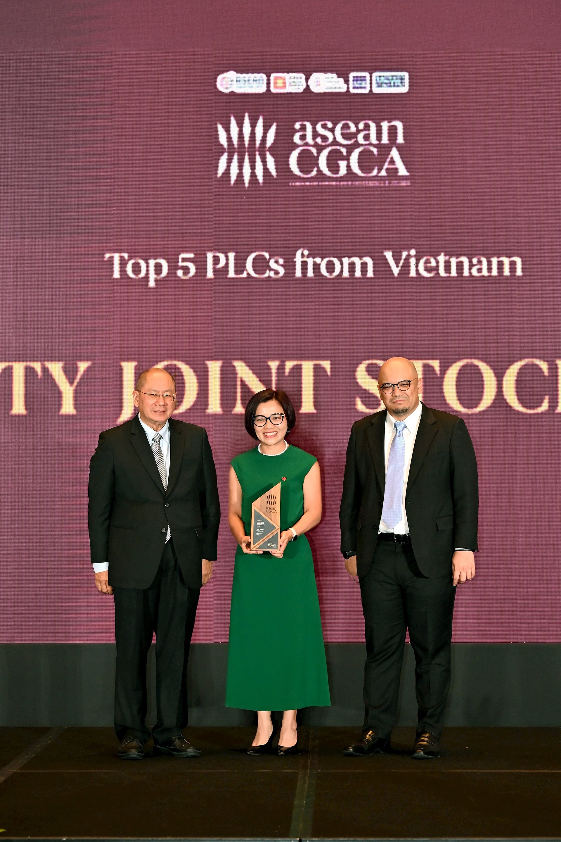 vpbank_giai-thuong-acgs.jpg