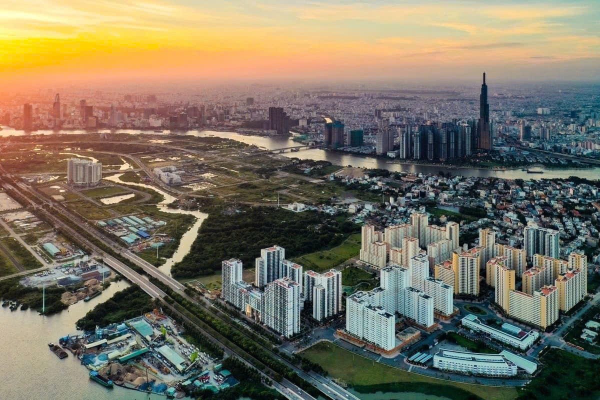 Cần rạch ròi giữa một doanh nghiệp lớn theo nghĩa kế toán - tài chính với một đại bàng theo nghĩa chiến lược quốc gia.