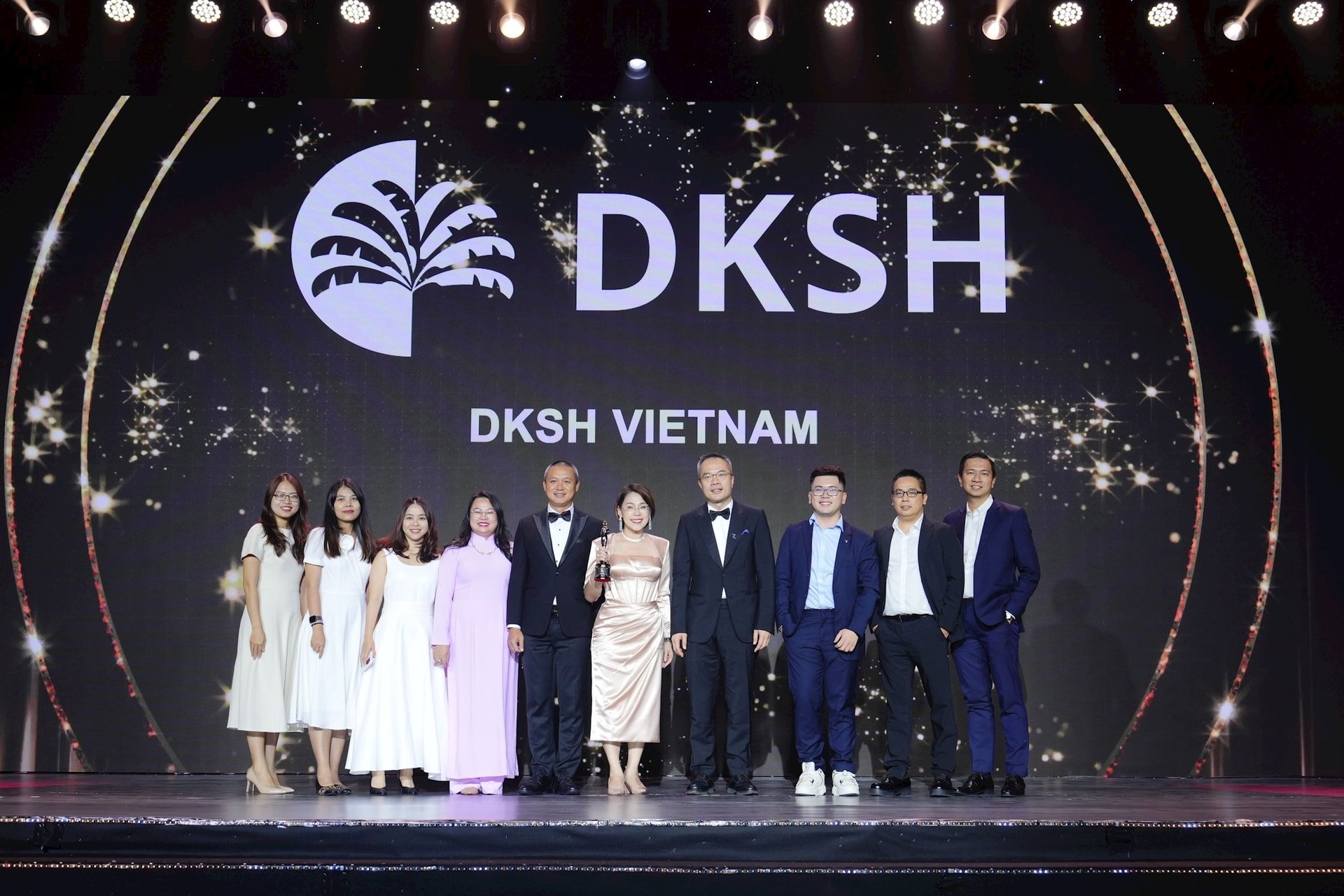 dkshvn_hrasiaawards2025.jpg