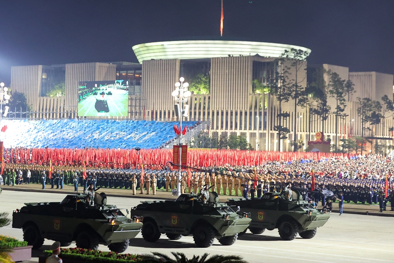 Sơ duyệt Diễu binh, diễu hành A80: Thể hiện khí thế hào hùng, sức mạnh của lực lượng vũ trang nhân dân- Ảnh 11.
