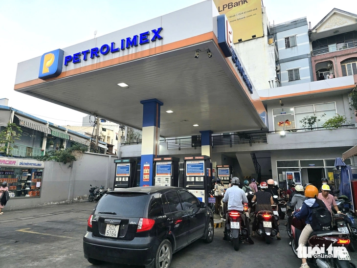 Petrolimex - Ảnh 1.