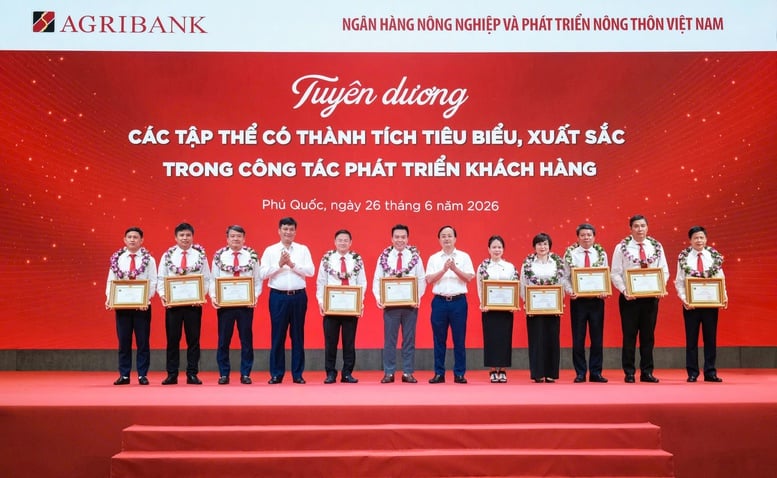Agribank kích hoạt chiến lược mới, tăng tốc cho mục tiêu tăng trưởng hai con số- Ảnh 2.