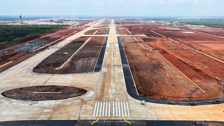 Sân bay Long Thành sẽ hoàn thành, đưa vào sử dụng trong tháng 12/2026
- Ảnh 2.