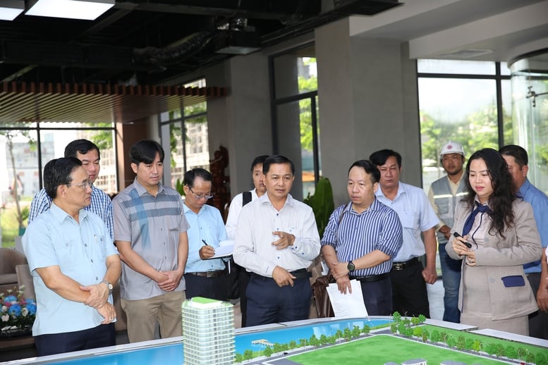 Bí thư Vĩnh Long: Tháo gỡ các dự án khó khăn, khơi thông động lực tăng trưởng trên địa bàn- Ảnh 1.
