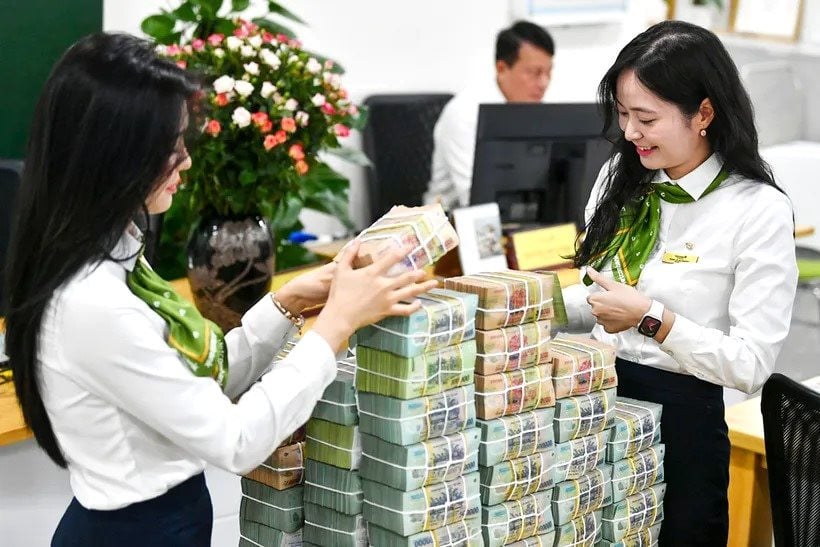 dong-tien-cho-vay-cuoi-nam..jpg