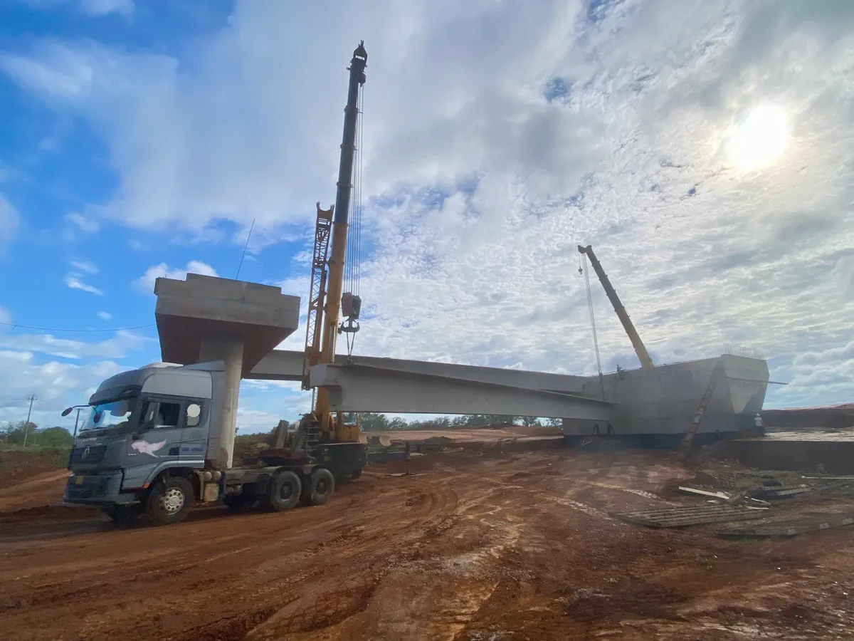 Dự án cao tốc Khánh Hòa - Buôn Ma Thuột: Nhà thầu quyết tâm về đích đúng thời hạn - Ảnh 2.