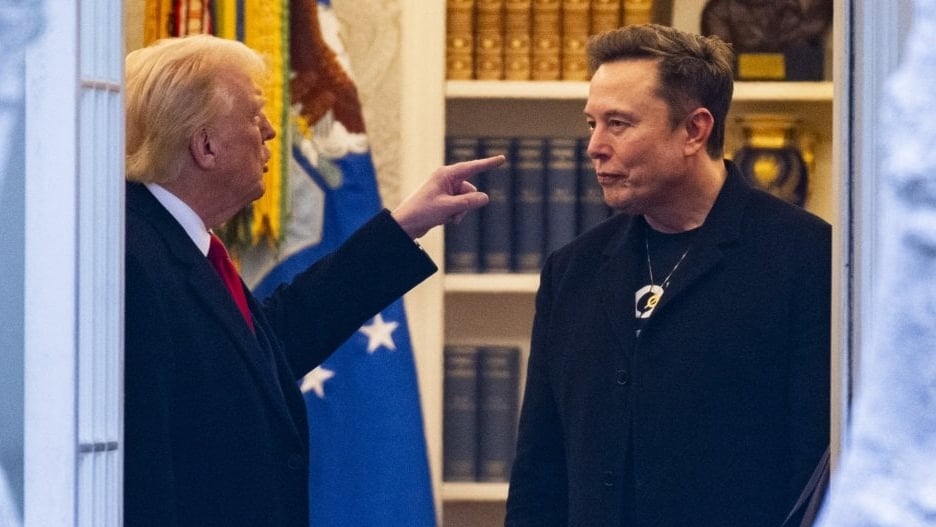 TT Trump 'đoạn tuyệt' với Elon Musk, Tesla bốc hơi 152 tỷ USD vốn hóa