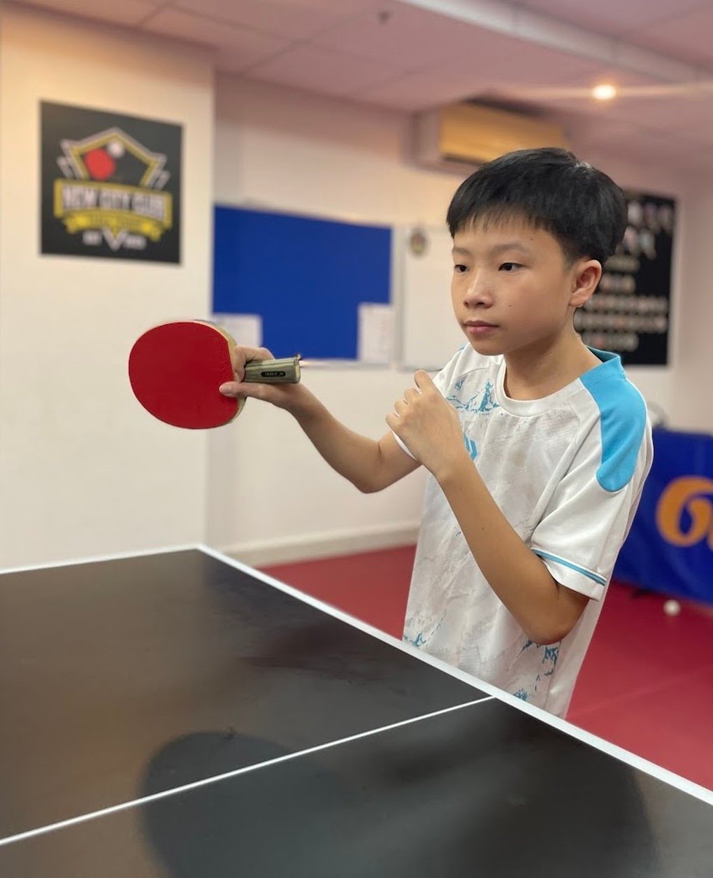 Cậu bé 13 tuổi ở TPHCM làm giám đốc, đi làm 4 ngày/tuần - 2