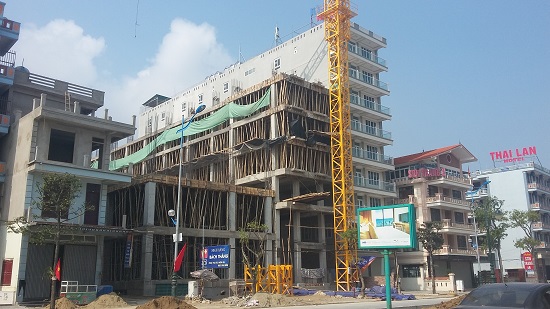 Cận cảnh cơn lốc xây dựng khách sạn tại Sầm Sơn ảnh 5