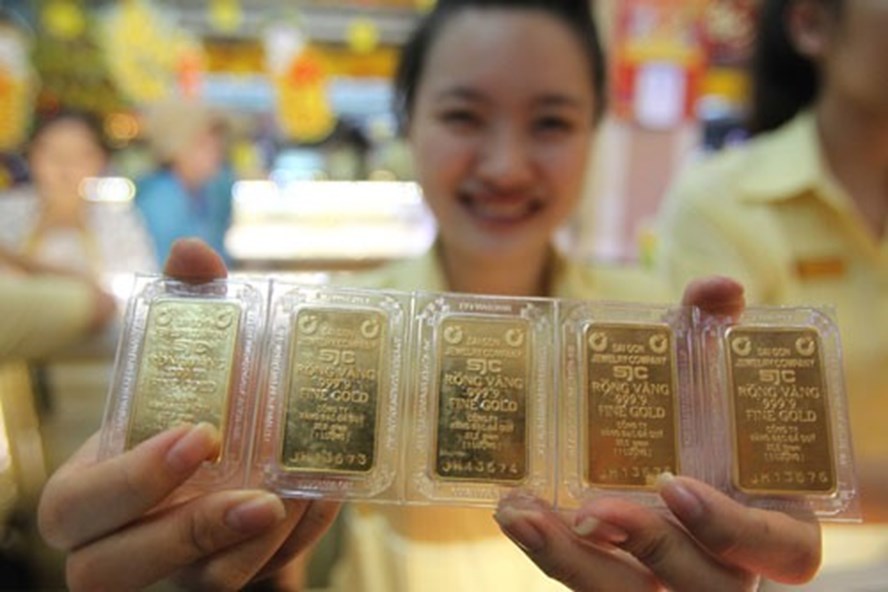 Nhìn lại giá vàng tuần qua: Vàng trong nước, thế giới đều 