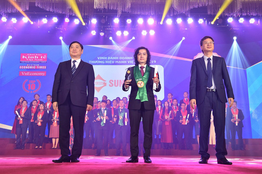Sun Group năm thứ 3 liên tiếp lọt vào top 10 Thương hiệu mạnh Việt Nam    