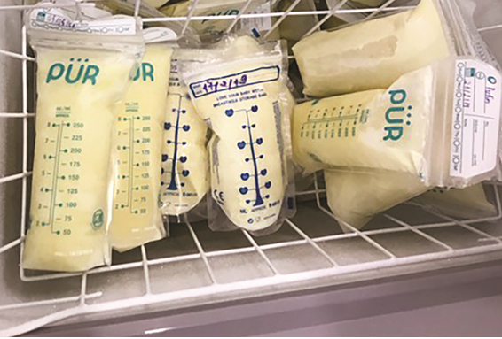 Sữa hiến tặng được trữ đông ở nhiệt độ -200C.