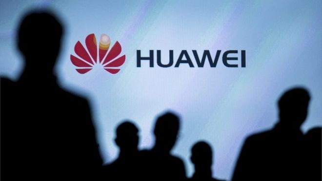 Huawei sẽ làm gì trước những bất lợi dồn dập xảy đến? Ảnh: Minh họa