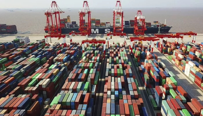 Một cảng biển của Trung Quốc - Ảnh: FT.    