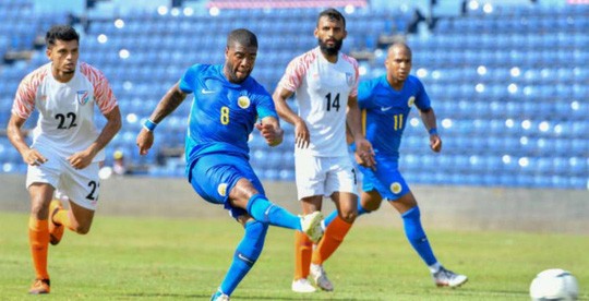 Bacuna (8) trong pha ghi bàn ở trận Curacao thắng Ấn Độ 3-1 Ảnh: Gold Cup