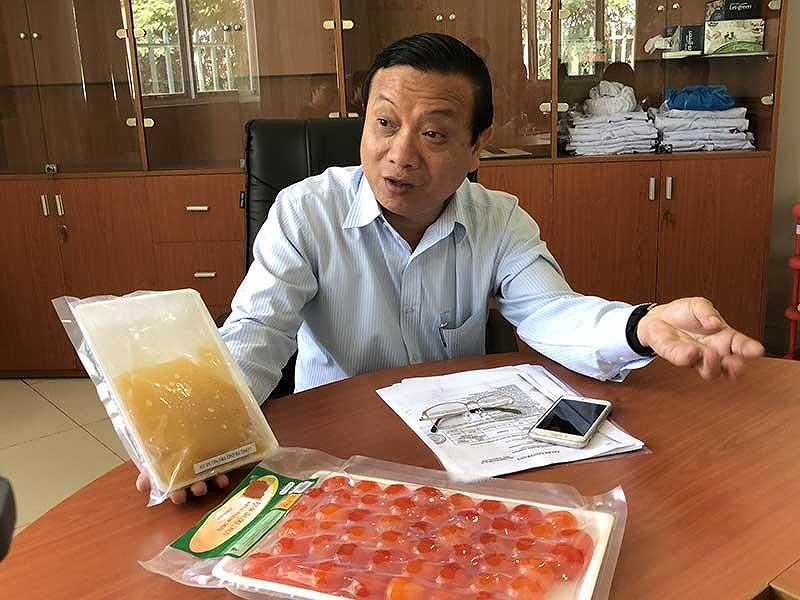 Để thâm nhập và tìm chỗ đứng trên thị trường, Tổng Giám đốc Vietfarm Đàm Văn Hoạt cho rằng luôn phải tìm cách tạo những sản phẩm mới lạ. Ảnh: QUANG HUY    