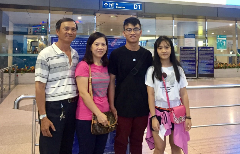Nhờ sự cố gắng của gia đình và sự đồng hành của Bella Group thông qua gói Du học trả góp mà em Trần Minh Khang (ngụ quận Gò vấp) đã đi du học Úc thành công