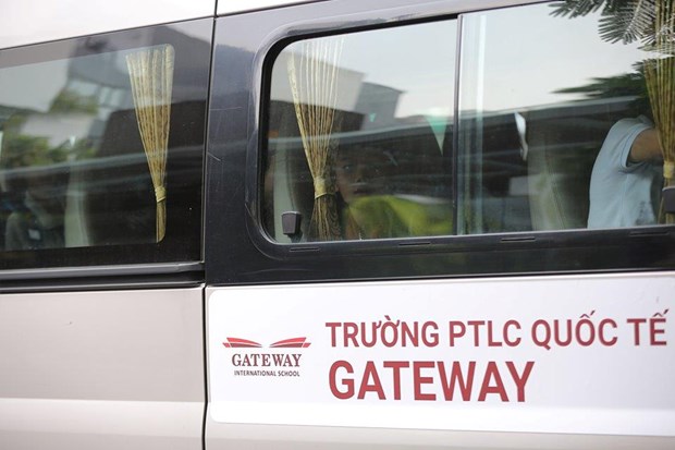 Xe buýt đưa đón học sinh của Trường Tiểu học Gateway. (Ảnh: Minh Sơn/Vietnam+)