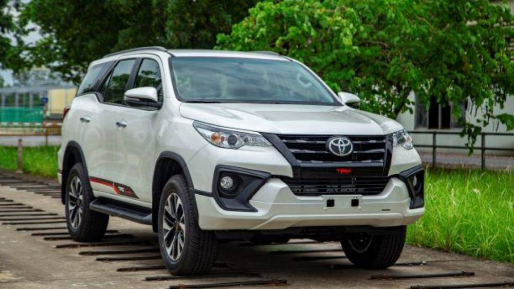 Toyota Fortuner giảm giá cao nhất lên tới 60 triệu đồng