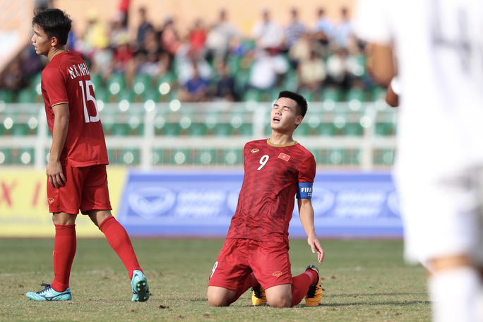 Nỗi thất vọng của U18 Việt Nam sau trận thua U18 Campuchia 1-2