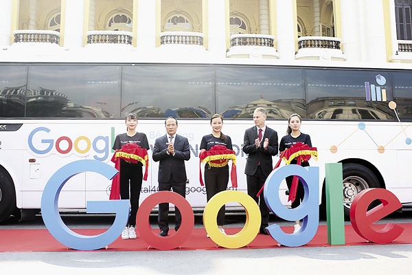 Google bắt tay với Bộ Công thương Việt Nam và hứa hẹn nhiều hỗ trợ cho lĩnh vực kinh doanh trực tuyến. (Ảnh: Internet).