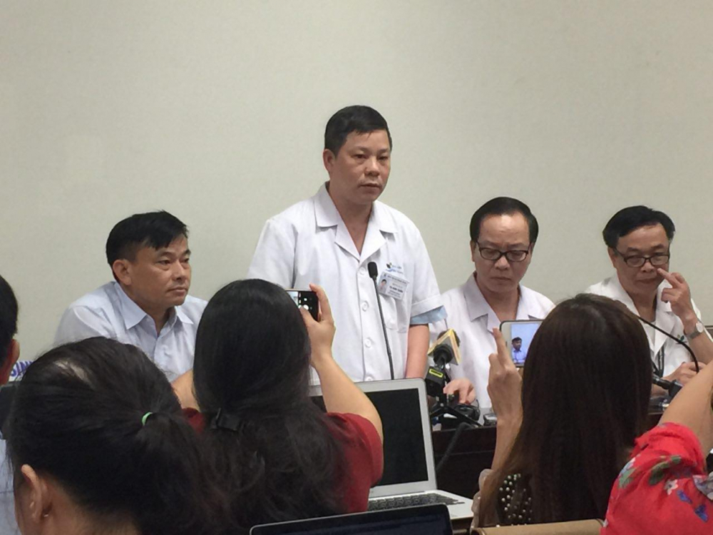 BS bệnh viện Nhi Trung ương chia sẻ về trường hợp cháu bé 3 tuổi ở Bắc Ninh bị bỏ quên trên xe đưa đón học sinh