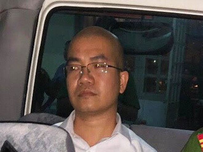Nguyễn Thái Luyện bị công an bắt giữ