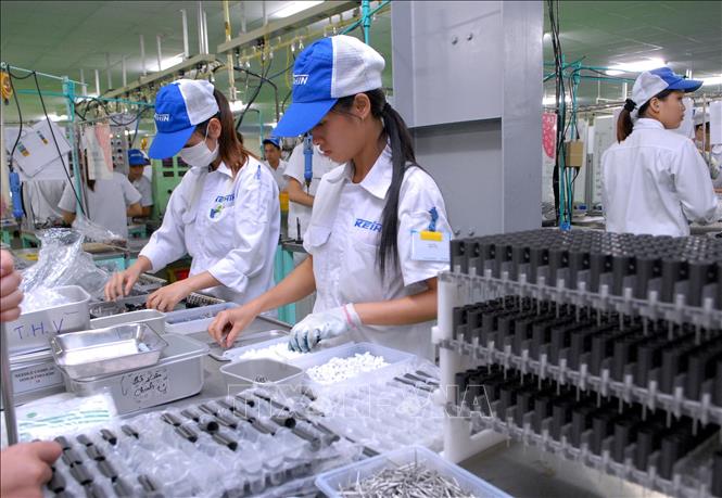 Nhiều doanh nghiệp Hong Kong (Trung Quốc) chọn Việt Nam làm điểm đến đầu tiên để mở nhà máy tại Đông Nam Á. Ảnh minh họa: Danh Lam/TTXVN