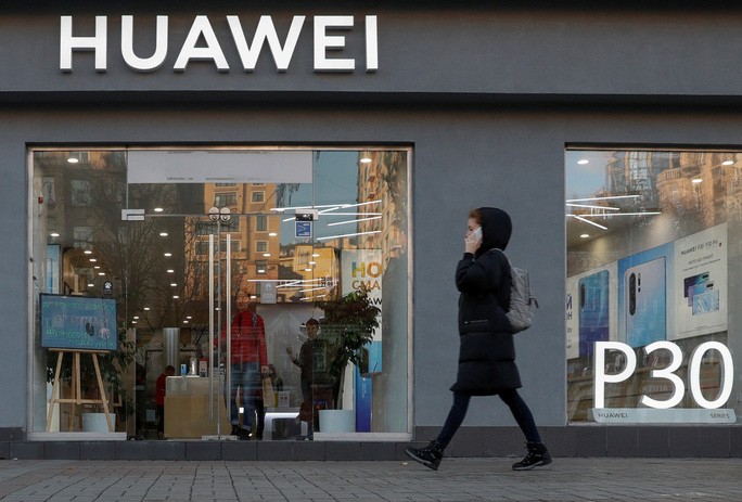 Dù được gia hạn, hoạt động kinh doanh của Huawei với các đối tác Mỹ vẫn bị đe dọa. Ảnh: REUTERS