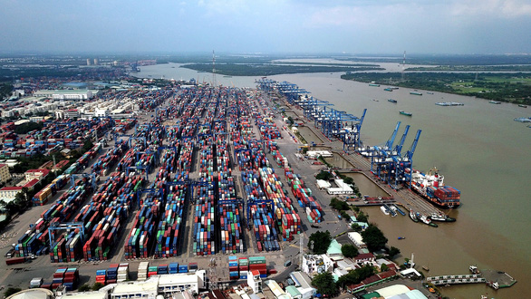 Hàng hóa xuất nhập khẩu qua cảng Cát Lái, TP.HCM - Ảnh: Q.ĐỊNH