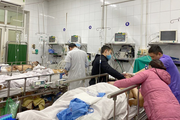 Bệnh nhân tai nạn giao thông nặng điều trị tại BV Việt Đức ngày Mùng 5 Tết