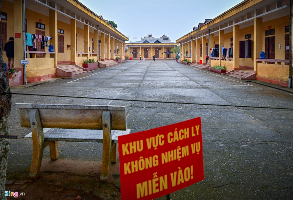 Trung đoàn 123 (nằm ở TP Lạng Sơn, tỉnh Lạng Sơn) là địa điểm đầu tiên của tỉnh tổ chức tiếp nhận những công dân Việt Nam học tập và lao động ở Trung Quốc. Khi họ trở về đã được cách ly và theo dõi tình trạng sức khoẻ trong 14 ngày.