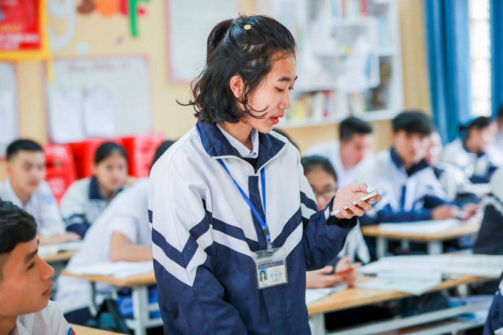Học sinh được sử dụng điện thoại thông minh trong 1 tiết học ở Lào Cai.