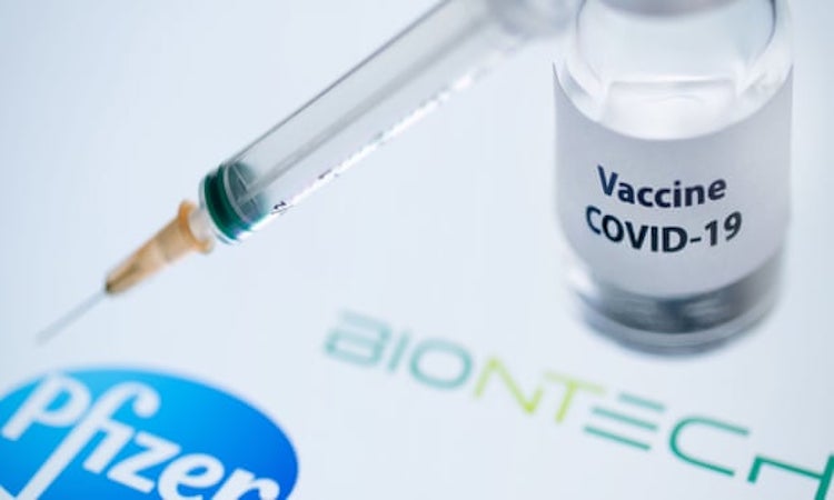 Interpol cảnh báo vaccine COVID-19 có thể là mục tiêu của nhiều nhóm tội phạm. Ảnh: Getty Images  