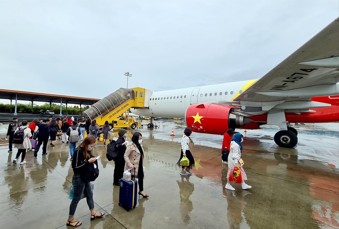 Vẫn còn nhiều vé máy bay, vé tàu dịp cao điểm Têt Nguyên đán Tân Sửu 2021 Ảnh minh họa: Phạm Thanh  