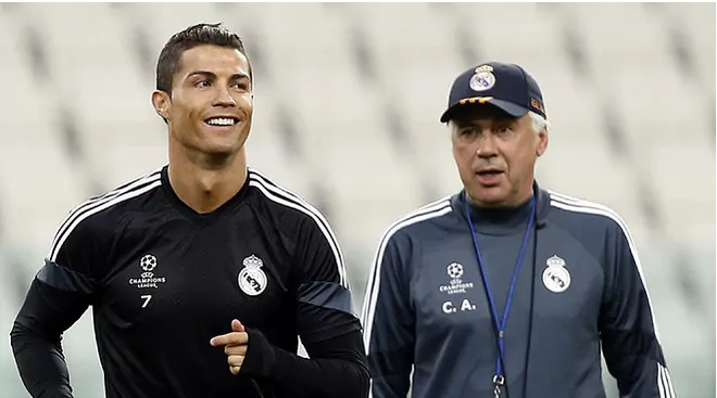 HLV Ancelotti từng dẫn dắt Ronaldo và Real Madrid ở mùa giải 2013 đến 2015, giúp ngôi sao người Bồ Đào Nha lập được những cột mốc ấn tượng trong sự nghiệp.