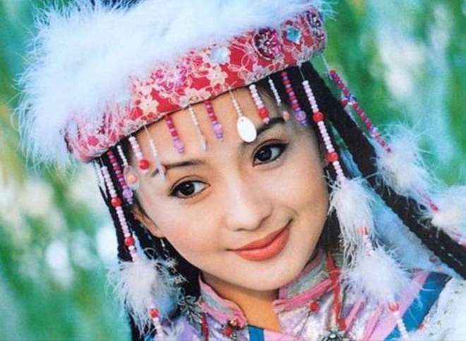Lưu Đan nổi tiếng nhờ vai công chúa Hàm Hương trong Hoàn châu cách cách. 