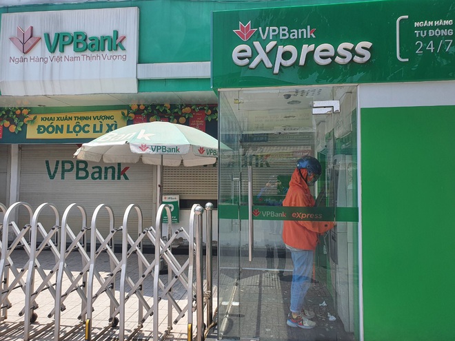 VPBank cùng nhiều ngân hàng tạm thời đóng cửa phần lớn chi nhánh, phòng giao dịch tại TPHCM từ ngày 23/8 đến 6/9 (Ảnh: Việt Đức).
