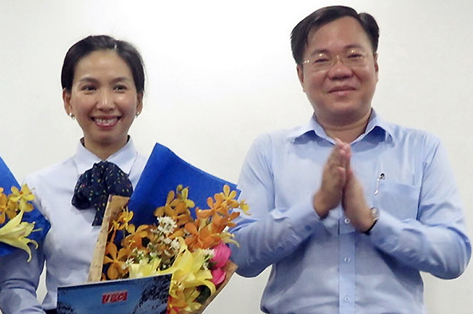 Bà Hồ Thị Thanh Phúc (trái) và Tề Trí Dũng hồi năm 2017. Ảnh: Sadeco.
