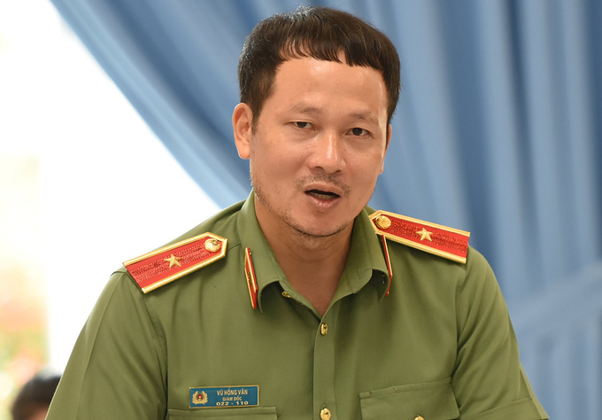 Thiếu tướng Vũ Hồng Văn trong buổi họp Tỉnh ủy Đồng Nai, đầu tháng 9. Ảnh: Phước Tuấn