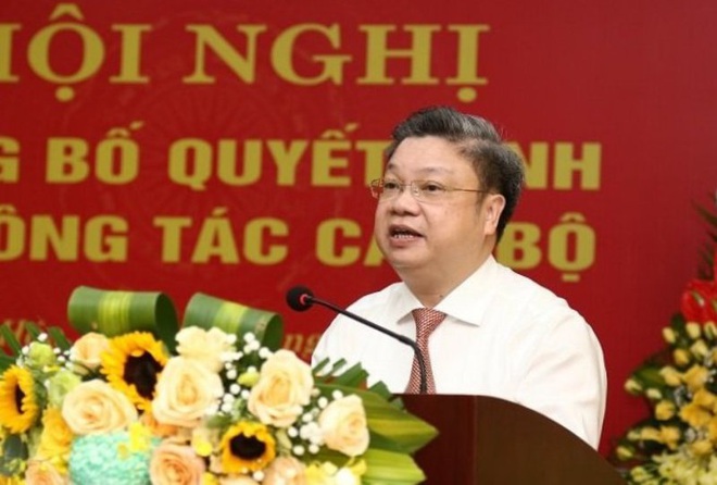PGS.TS Bùi Văn Dũng được công nhận giữ chức vụ Hiệu trưởng Trường đại học Hồng Đức, nhiệm kỳ 2019-2024 (Ảnh: Trần Lê).