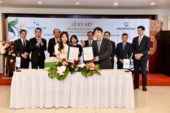 Tập đoàn Tân Á Đại Thành và Daewoo E&C ký kết các hợp đồng hợp tác quan trọng. Ảnh: Tân Á Đại Thành.