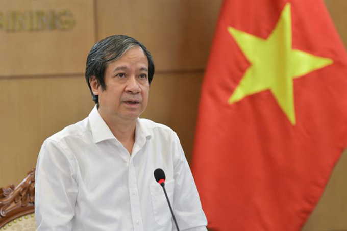 Bộ trưởng Nguyễn Kim Sơn phát biểu trong một hội nghị trực tuyến cuối tháng 8/2021. Ảnh: MOET.