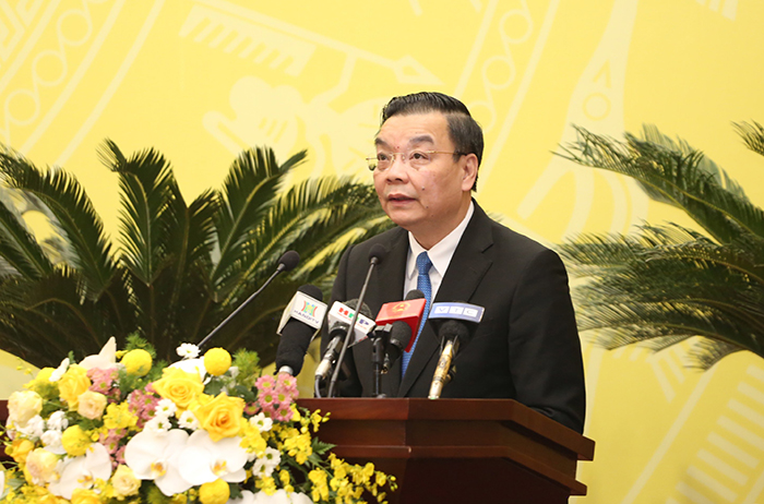 Chủ tịch UBND Thành phố Chu Ngọc Anh phát biểu tại phiên họp (Ảnh: HNP)