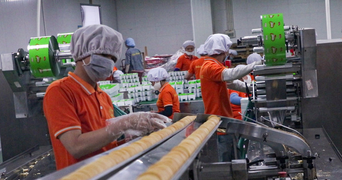Dây chuyền sản xuất bánh Omeli.