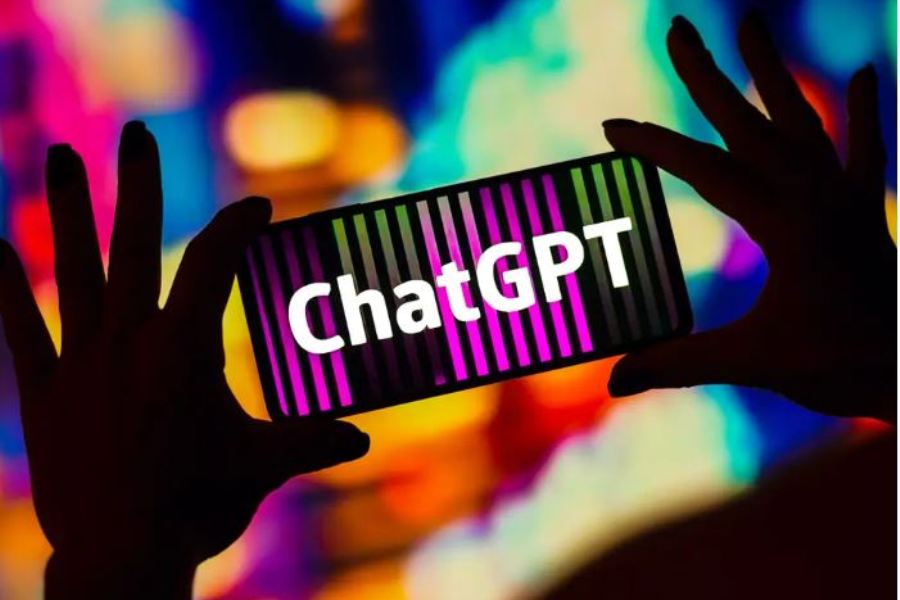 Nghiên cứu của Ngân hàng UBS ước tính ChatGPT đã vượt mốc 100 triệu người dùng thường xuyên hàng tháng trong tháng 1-2023. Ảnh: Getty