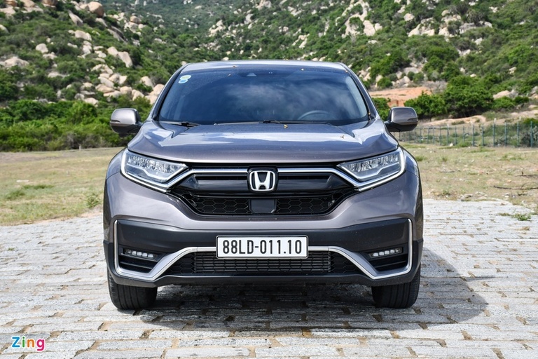 Honda CR-V tiếp tục được ưu đãi 100% phí trước bạ. Ảnh: Bối Hạ.