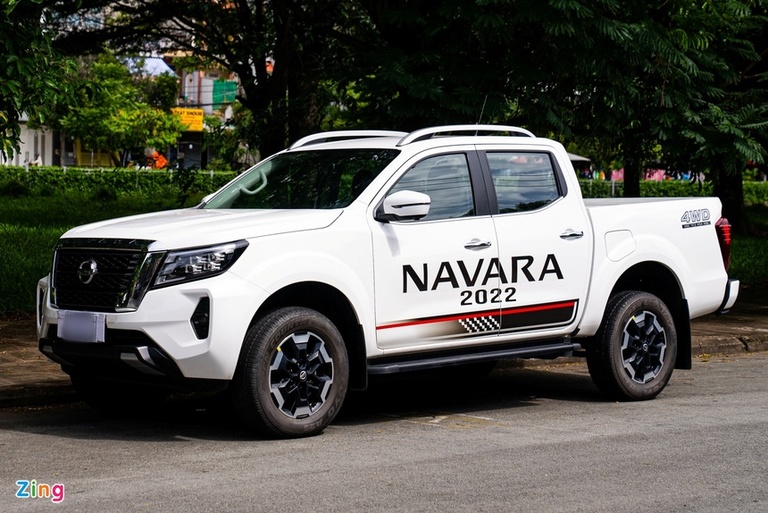 Bán tải Nissan Navara cũng được ưu đãi phí trước bạ trong tháng 5 với giá trị tối đa gần 70 triệu đồng. Ảnh: Toàn Thiện.