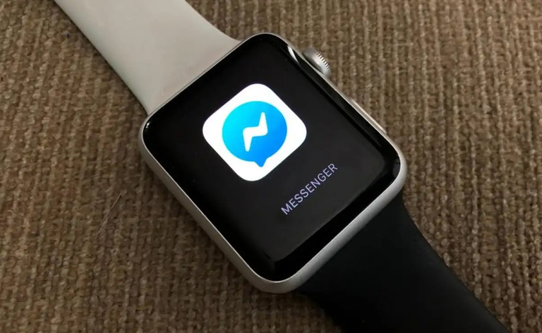 Ứng dụng Messenger trên Apple Watch đã có mặt từ năm 2015.