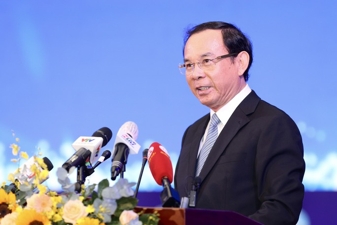 Bí thư Thành ủy TP HCM Nguyễn Văn Nên phát biểu khai mạc diễn đàn